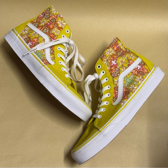 NEW Vans UA SK8-Hi Tapered Yellow Floral Print Sneakers in Psychedelic Resort - Picture 5 of 11